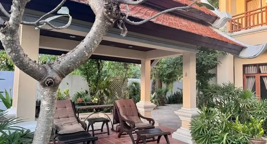 For rent 3 bedrooms villa in Sattahip, Chonburi