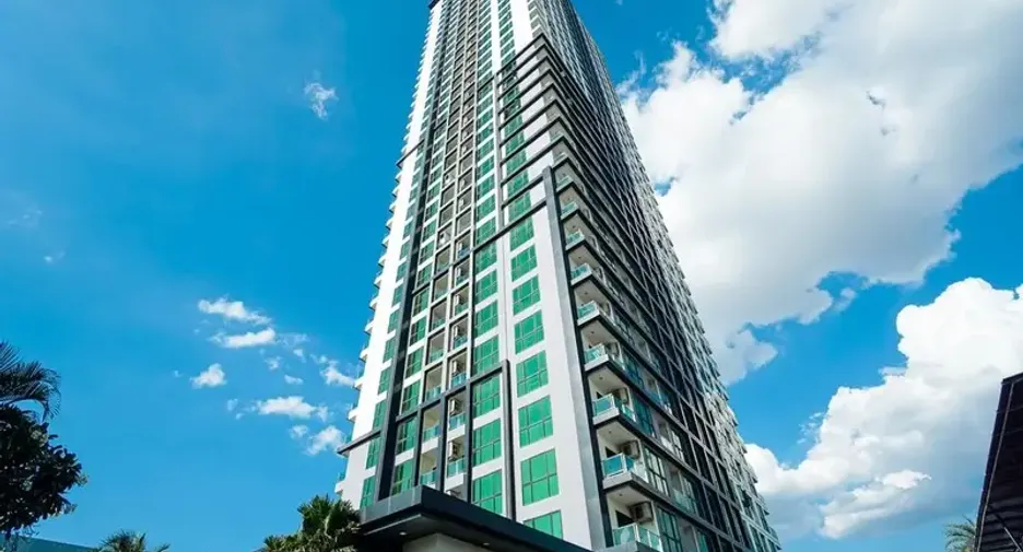 For sale 2 bedrooms condo in Jomtien, Pattaya