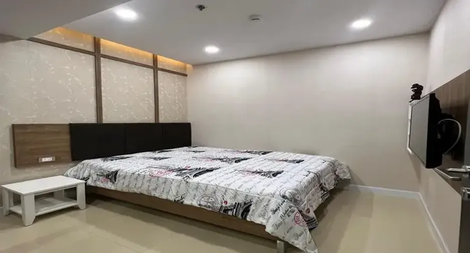 For sale 2 bedrooms condo in Jomtien, Pattaya