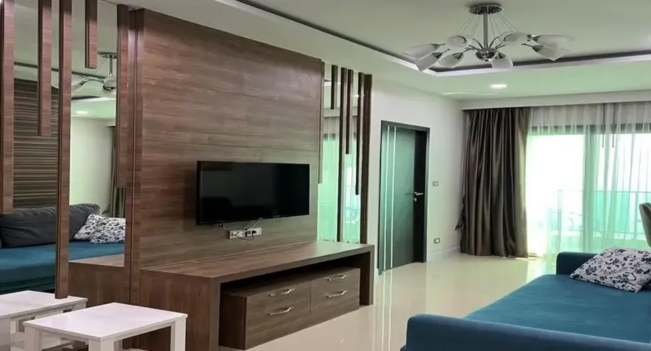 For sale 2 bedrooms condo in Jomtien, Pattaya
