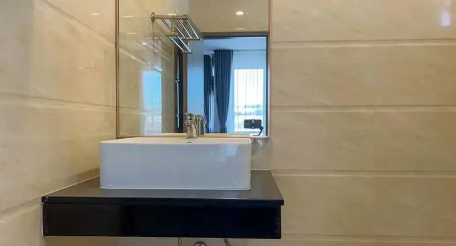For sale 5 bedrooms townhouse in South Pattaya, Pattaya