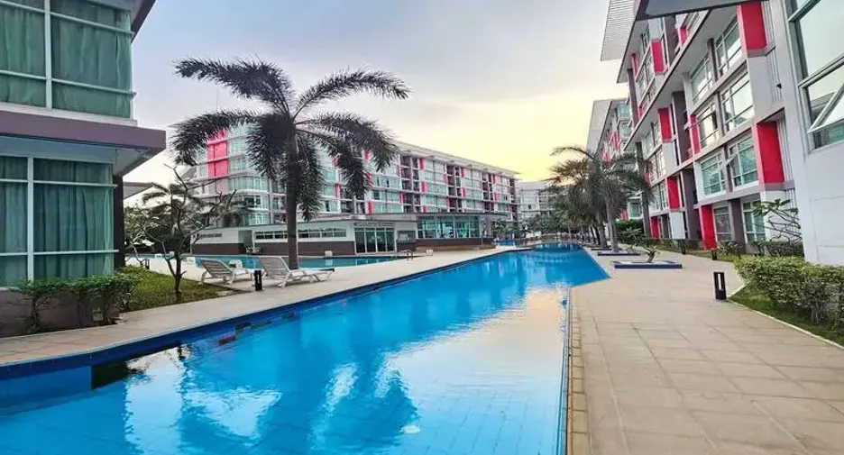 For sale 1 bed condo in East Pattaya, Pattaya