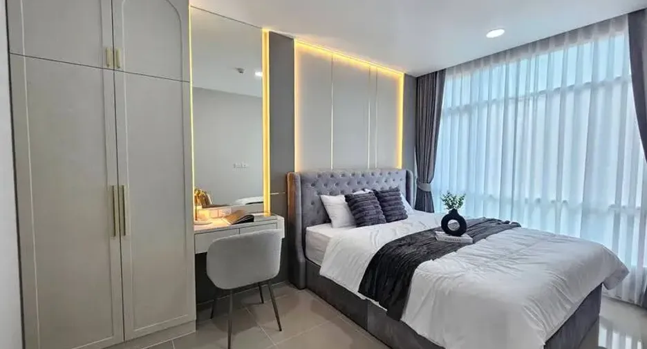 For sale 1 bed condo in East Pattaya, Pattaya