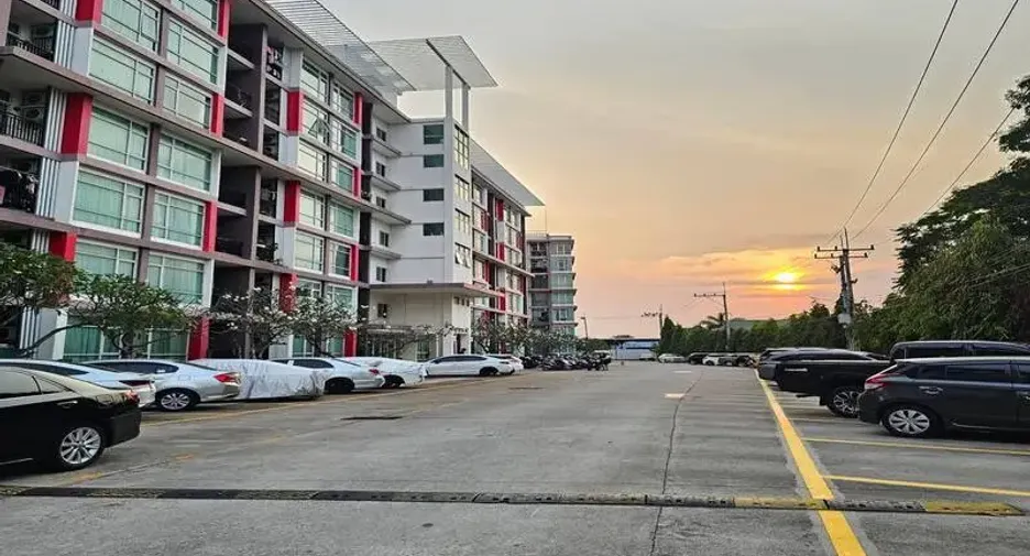For sale 1 bed condo in East Pattaya, Pattaya