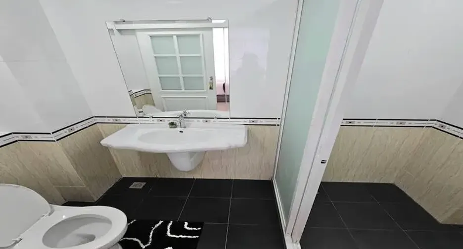 For sale 1 bed condo in East Pattaya, Pattaya