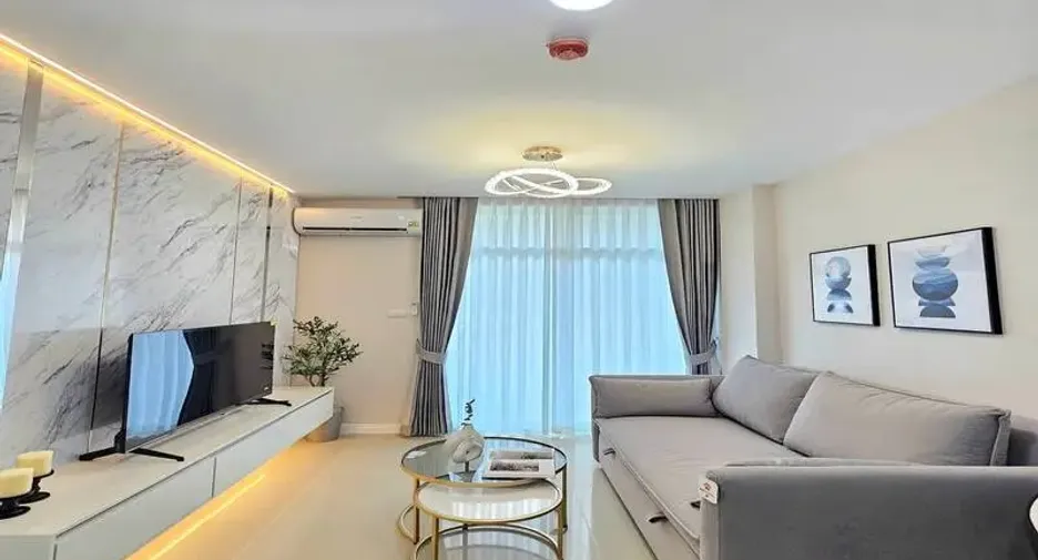 For sale 1 bed condo in East Pattaya, Pattaya