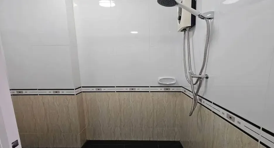 For sale 1 bed condo in East Pattaya, Pattaya