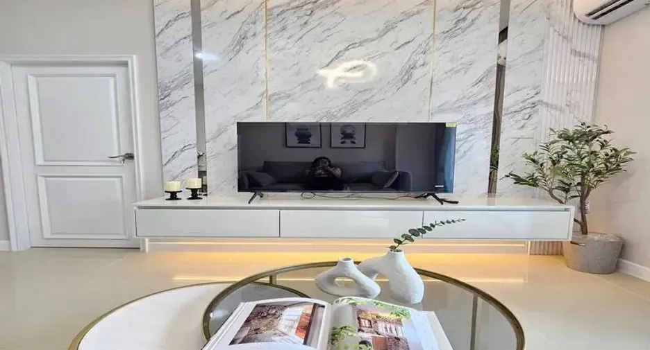 For sale 1 bed condo in East Pattaya, Pattaya