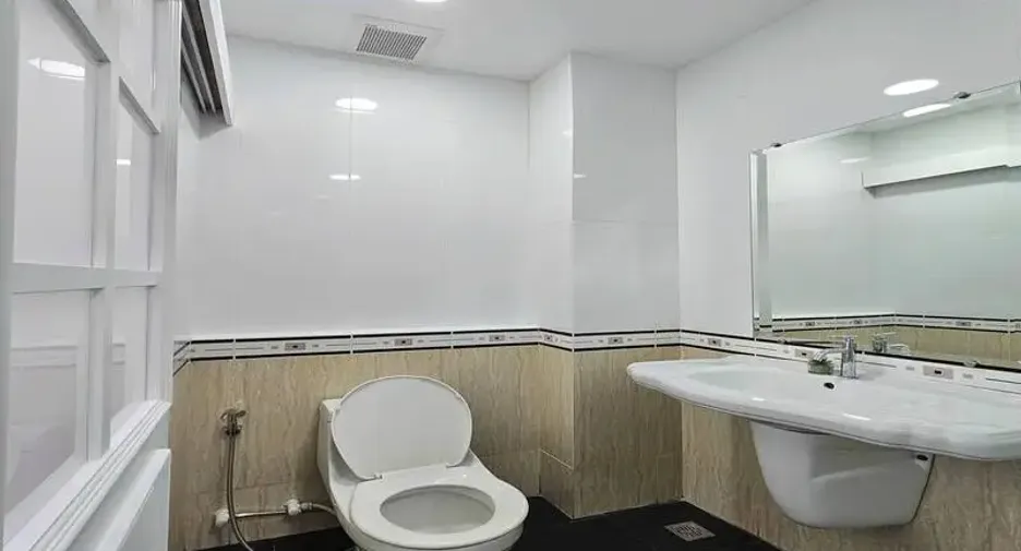 For sale 1 bed condo in East Pattaya, Pattaya