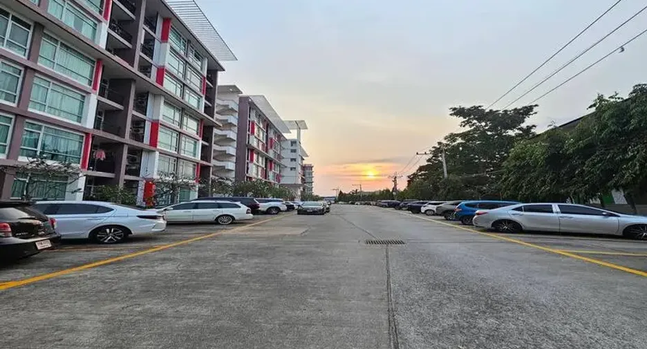 For sale 1 bed condo in East Pattaya, Pattaya
