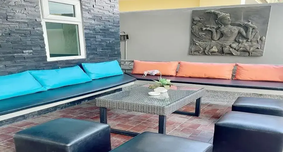 For rent 7 bedrooms villa in Jomtien, Pattaya