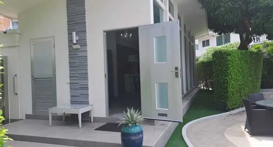 For sale 2 bedrooms house in South Pattaya, Pattaya