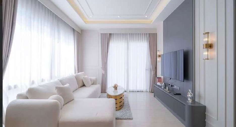 For sale 4 bedrooms house in East Pattaya, Pattaya