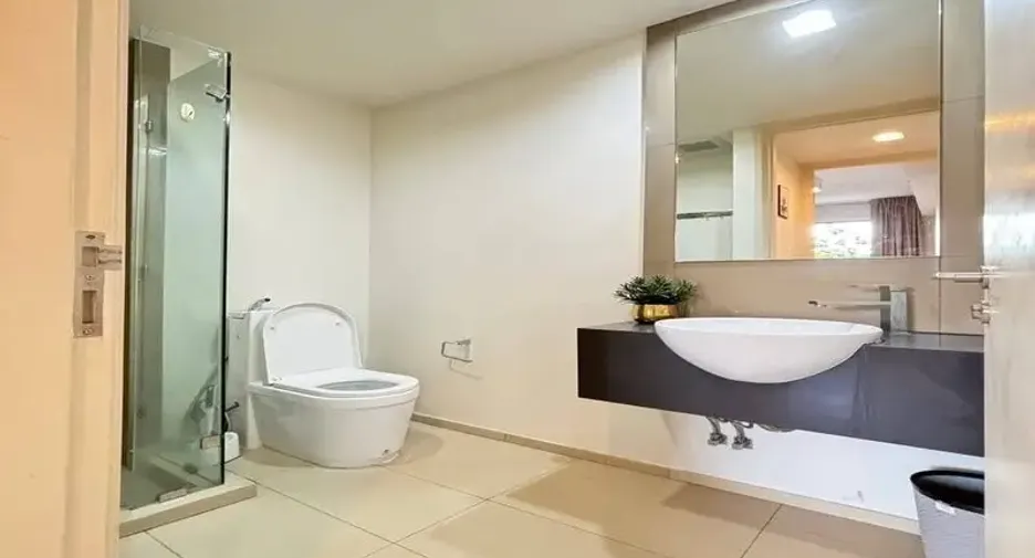 For sale 1 bed condo in Pratumnak, Pattaya