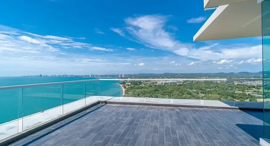For sale 3 bedrooms condo in Sattahip, Chonburi