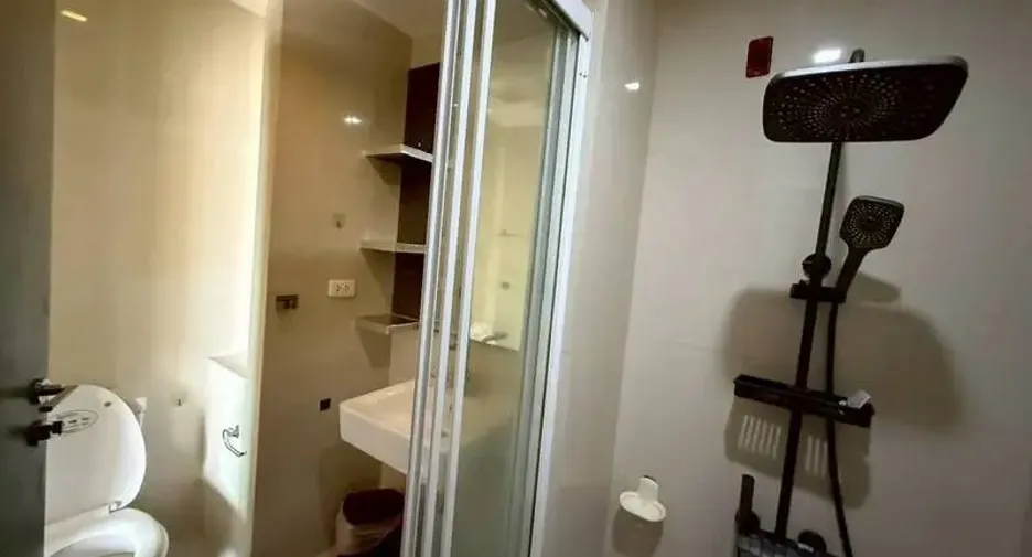 For sale 2 bedrooms condo in South Pattaya, Pattaya