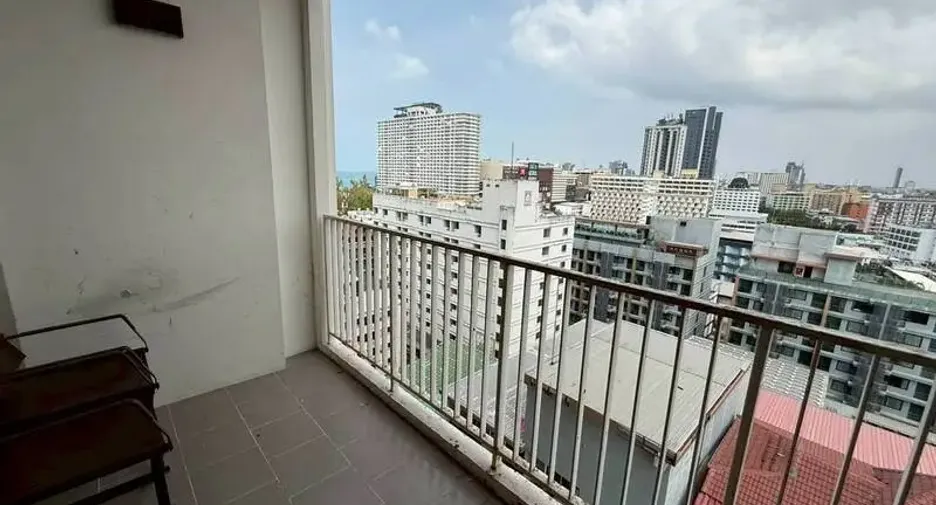For sale 2 bedrooms condo in South Pattaya, Pattaya