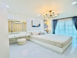 For sale 2 ベッドルーム villa in Bang Lamung, Chonburi