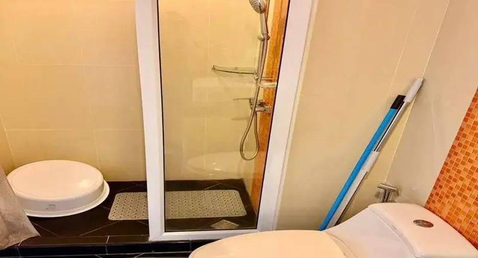 For sale 4 bedrooms condo in Pratumnak, Pattaya