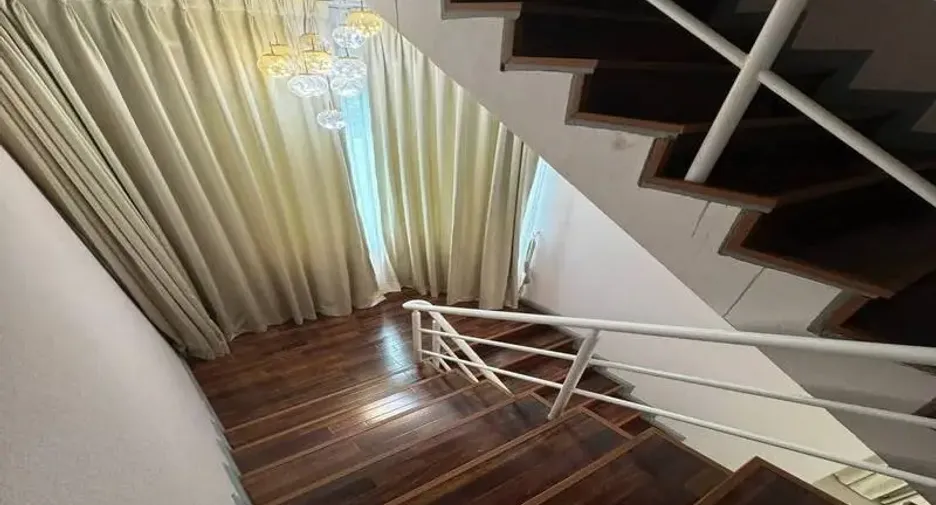 For sale 5 bedrooms house in East Pattaya, Pattaya