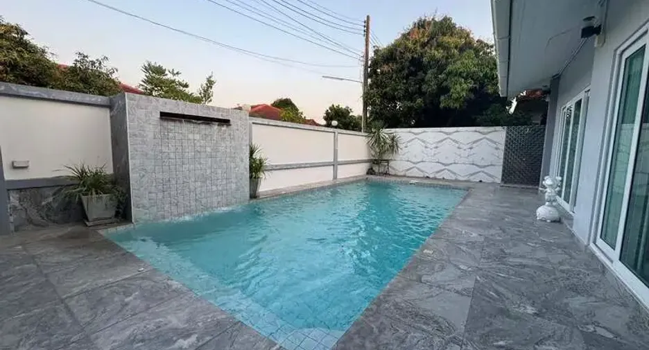 Casa en venta de 4 habitaciones en East Pattaya, Pattaya