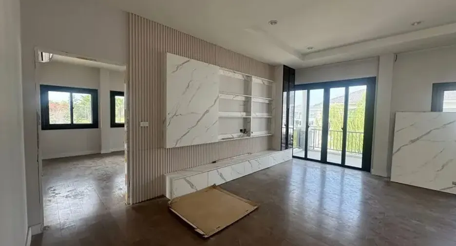 À vendre 4 chambres maison à Bang Lamung, Chonburi