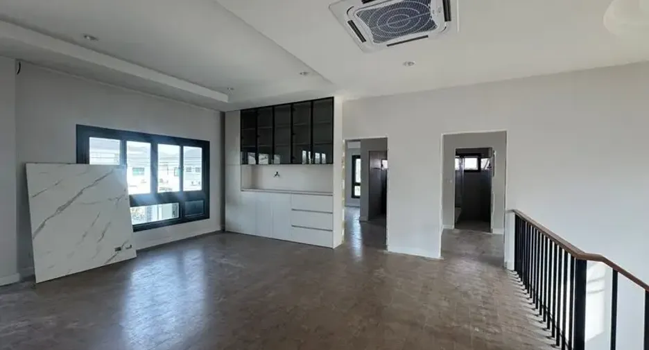À vendre 4 chambres maison à Bang Lamung, Chonburi