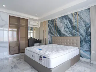For sale 5 bedrooms villa in Bang Lamung, Chonburi