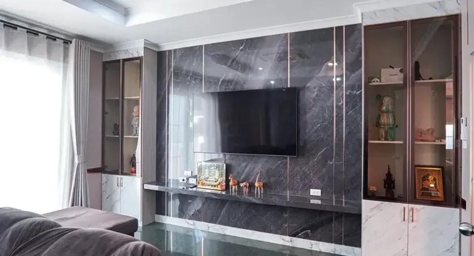 For sale 5 bedrooms villa in East Pattaya, Pattaya