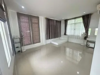 À vendre 4 chambres maison à Bang Lamung, Chonburi