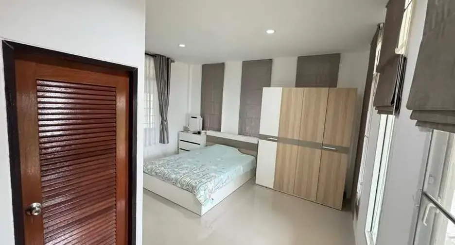 À vendre 4 chambres maison à Bang Lamung, Chonburi