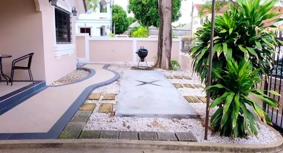 For sale 3 bedrooms house in East Pattaya, Pattaya