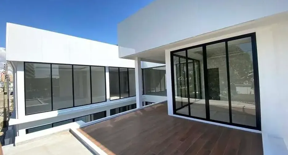 For sale 5 bedrooms house in Jomtien, Pattaya