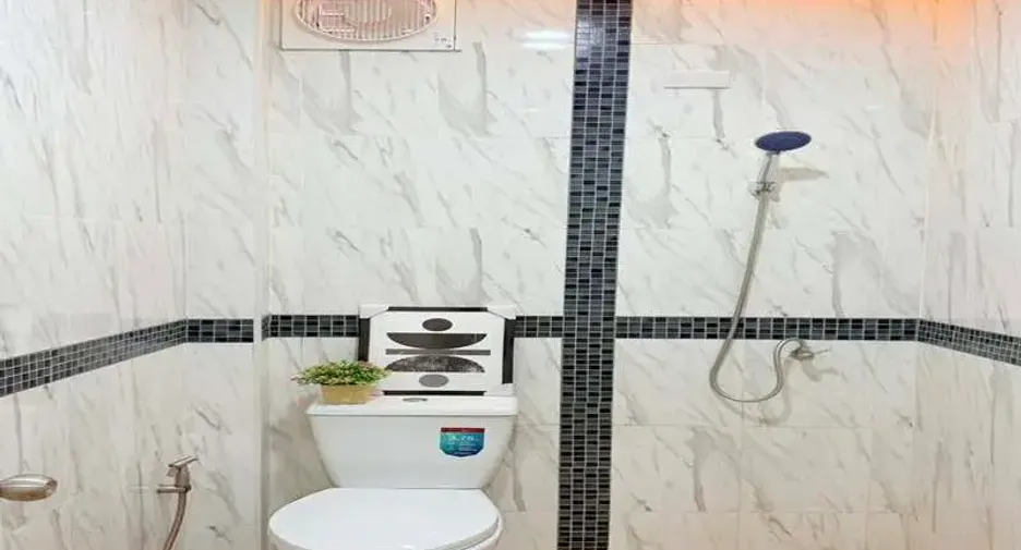 For sale 3 bedrooms townhouse in East Pattaya, Pattaya