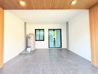 For sale 3 bedrooms townhouse in Bang Lamung, Chonburi