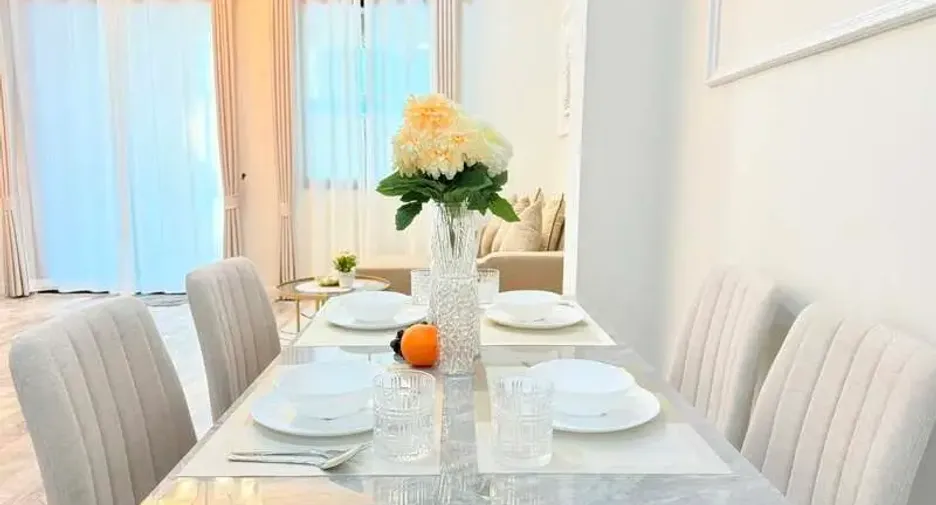 For sale 3 bedrooms townhouse in East Pattaya, Pattaya