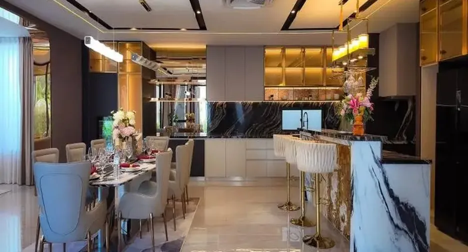 Haus zum Kauf mit 5 Zimmer in East Pattaya, Pattaya