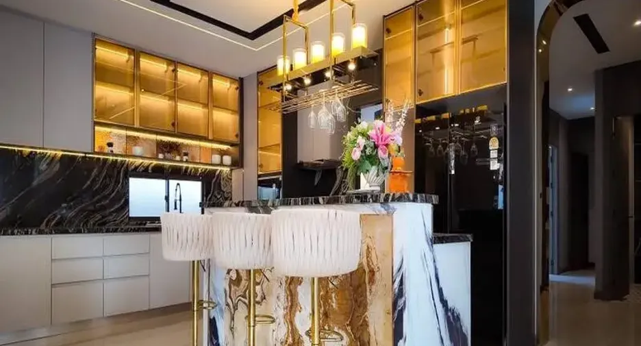 Haus zum Kauf mit 5 Zimmer in East Pattaya, Pattaya