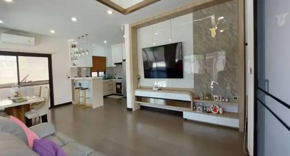 For sale 2 bedrooms villa in Huay Yai, Pattaya