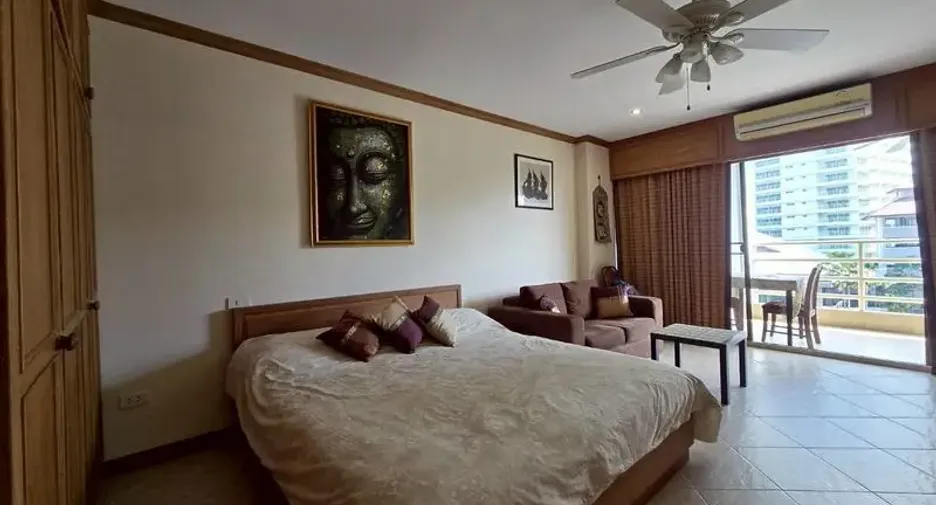 For sale 1 bed condo in Pratumnak, Pattaya