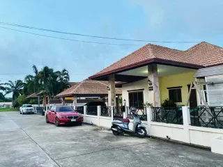 For sale 3 ベッドルーム villa in Bang Lamung, Chonburi