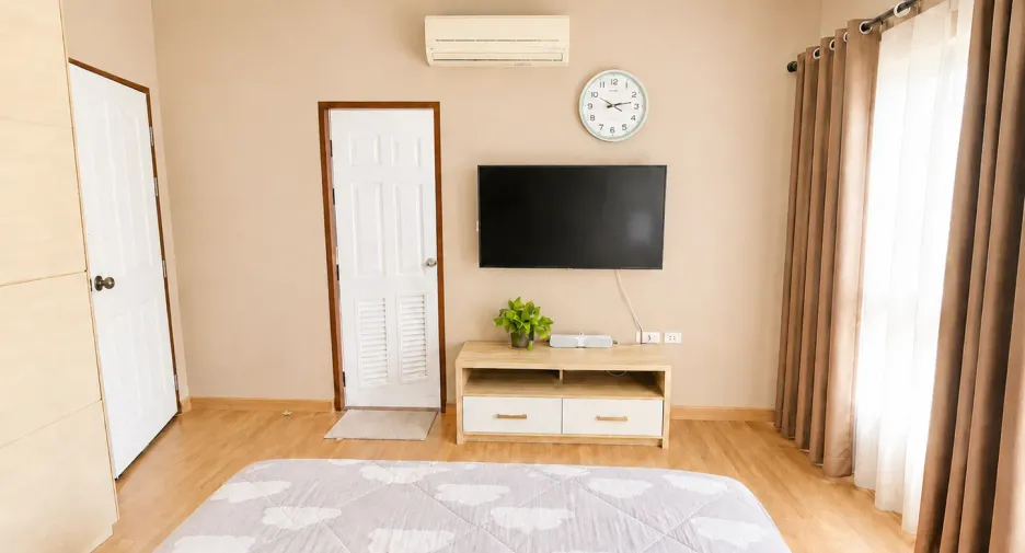 For sale 1 bed condo in Huai Khwang, Bangkok