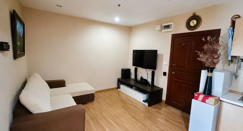 For sale 1 bed condo in Huai Khwang, Bangkok
