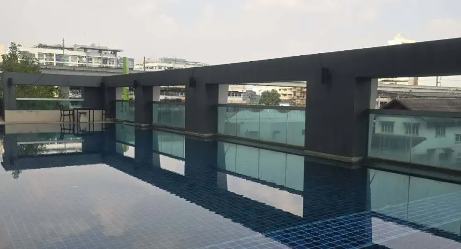 For sale 1 bed condo in Huai Khwang, Bangkok