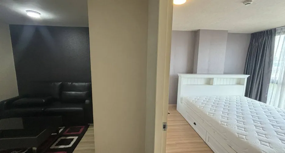 For rent and for sale 1 bed condo in Phra Khanong, Bangkok