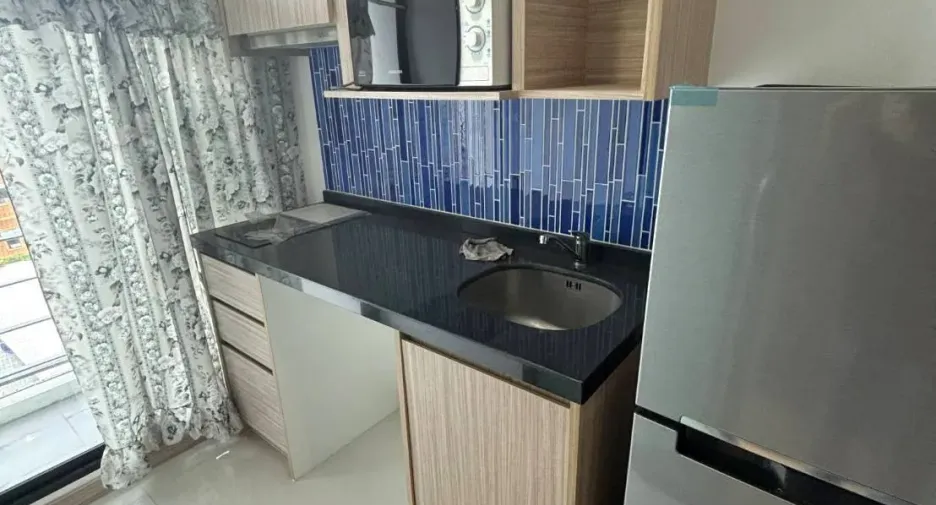 For rent and for sale 1 bed condo in Phra Khanong, Bangkok