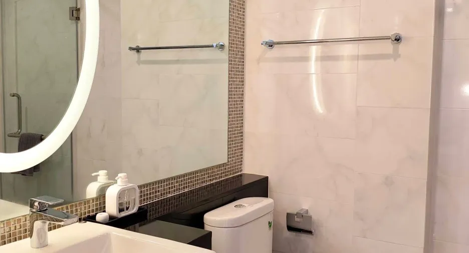 For rent 1 bed condo in Watthana, Bangkok
