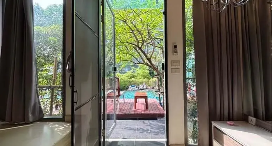 For rent 1 bed condo in Phra Khanong, Bangkok