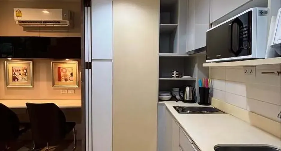 For rent 1 bed condo in Phra Khanong, Bangkok