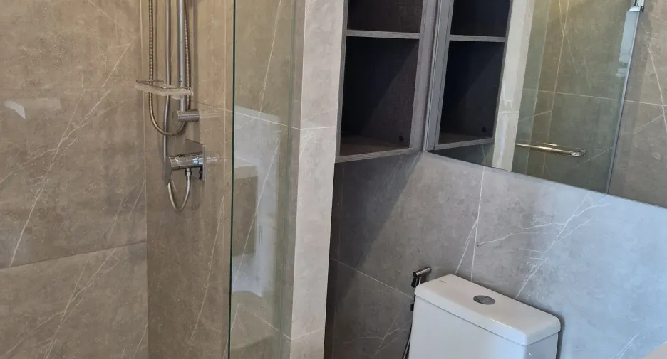 For rent 1 bed condo in Huai Khwang, Bangkok